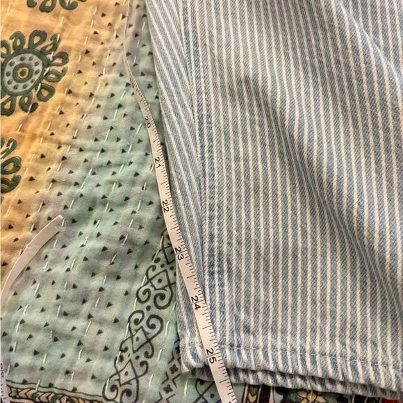 EUC GAP Pull On Barrel Light Blue Striped Pants - Picture 10 of 10